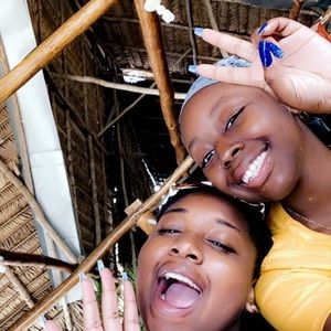 Meet your Posher, Bri